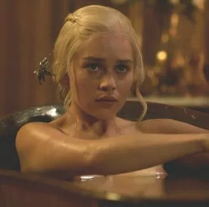 Emilia Clarke OnlyFans Leaked Free Thumbnail Picture - #WUT0RkkXxu