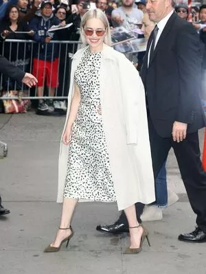 Emilia Clarke OnlyFans Leaked Free Thumbnail Picture - #i7rePLjGk1