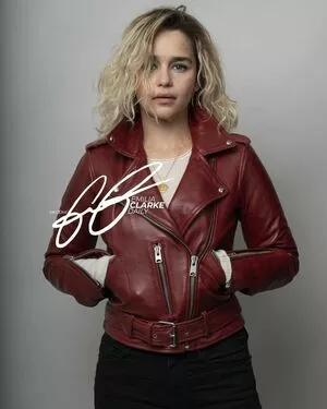 Emilia Clarke OnlyFans Leaked Free Thumbnail Picture - #izBbVbcle4