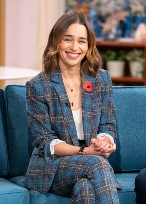 Emilia Clarke OnlyFans Leaked Free Thumbnail Picture - #peeOcly21Q