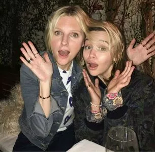 Emilia Clarke OnlyFans Leaked Free Thumbnail Picture - #sHawkzJptH