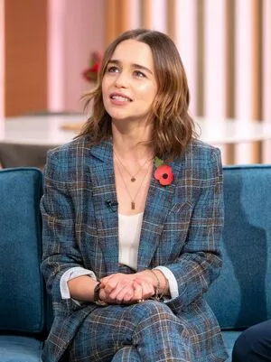 Emilia Clarke OnlyFans Leaked Free Thumbnail Picture - #tLNR90xozl