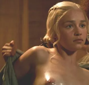 Emilia Clarke OnlyFans Leaked Free Thumbnail Picture - #xQ3jCR5Qdi