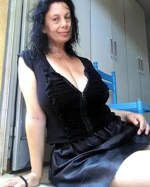 Emilia Di Giovanni OnlyFans Leaked Free Thumbnail Picture - #y7KfthA6xY