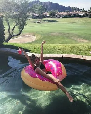 Emilia Hartford OnlyFans Leaked Free Thumbnail Picture - #otdmJcNuFw