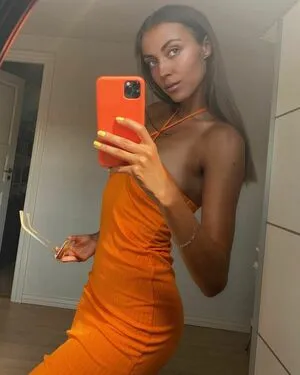 Emilia Holm OnlyFans Leaked Free Thumbnail Picture - #SrcsPlccAu