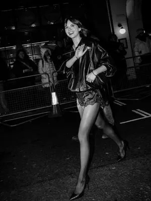 Emilia Jones OnlyFans Leaked Free Thumbnail Picture - #Q3EhJtGd4D