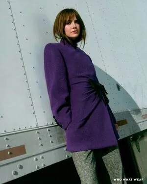 Emilia Jones OnlyFans Leaked Free Thumbnail Picture - #RMH5B4fW04