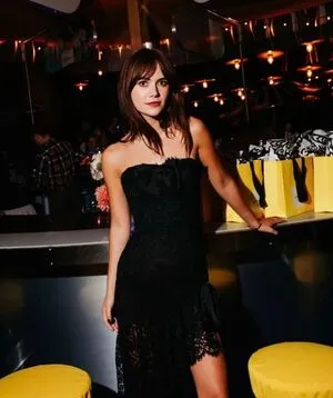 Emilia Jones OnlyFans Leaked Free Thumbnail Picture - #Y20W1xSIUj