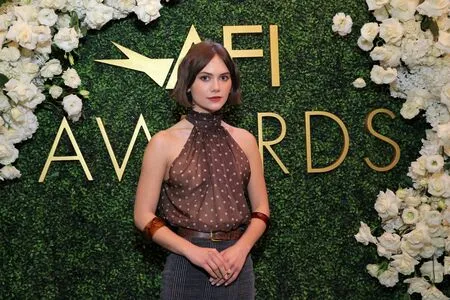 Emilia Jones OnlyFans Leaked Free Thumbnail Picture - #l1PjBxy50r