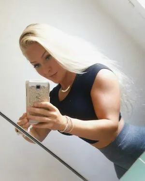 Emilia Linden OnlyFans Leaked Free Thumbnail Picture - #WU5Fam9I4l