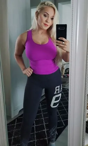 Emilia Linden OnlyFans Leaked Free Thumbnail Picture - #fc8o7yScZY