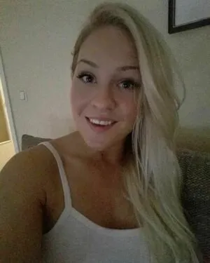Emilia Linden OnlyFans Leaked Free Thumbnail Picture - #zFZ0LiQZdV