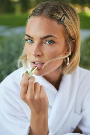 Emilia Silberg OnlyFans Leaked Free Thumbnail Picture - #SEdssZTtvc