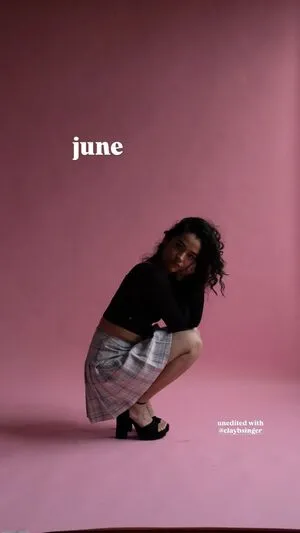 Emilia Suarez OnlyFans Leaked Free Thumbnail Picture - #Ty1Gu6hIEQ