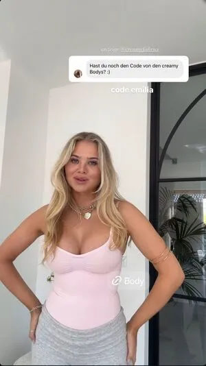 Emilia Wue OnlyFans Leaked Free Thumbnail Picture - #w5faCD8BF8