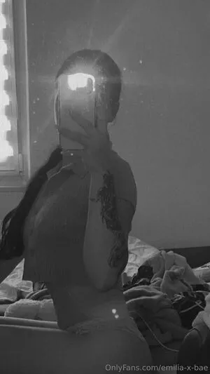 Emilia X Bae OnlyFans Leaked Free Thumbnail Picture - #e2WfInvDsi