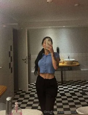 Emilia X Bae OnlyFans Leaked Free Thumbnail Picture - #l3uBuAeKMz