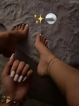 Emiliaaa Rose OnlyFans Leaked Free Thumbnail Picture - #4glwxUueKJ