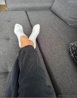 Emiliaaa Rose OnlyFans Leaked Free Thumbnail Picture - #BNueOufehK