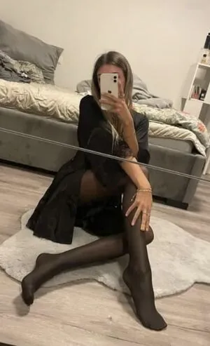 Emiliaaa Rose OnlyFans Leaked Free Thumbnail Picture - #HrkKXLLwuw