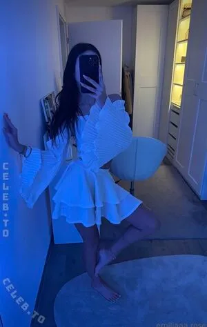 Emiliaaa Rose OnlyFans Leaked Free Thumbnail Picture - #IrRBVzgfye
