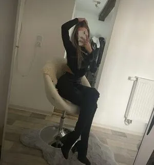 Emiliaaa Rose OnlyFans Leaked Free Thumbnail Picture - #i27IqhOfYz