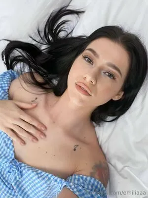 Emiliaaa OnlyFans Leaked Free Thumbnail Picture - #5T5FiRI0SB