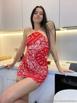 Emiliaaa OnlyFans Leaked Free Thumbnail Picture - #QC3aujShf5
