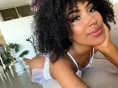 Emiliaarola OnlyFans Leaked Free Thumbnail Picture - #FUqzEGFMyj