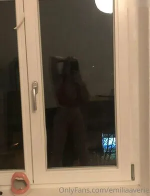 Emiliaaverie OnlyFans Leaked Free Thumbnail Picture - #IKvzXh1P0I