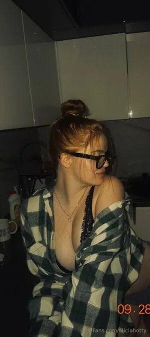 Emiliacutiee And Aliciahotty Redehaded Twins OnlyFans Leaked Free Thumbnail Picture - #uNvHegzz34