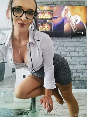 Emilialiston1 OnlyFans Leaked Free Thumbnail Picture - #DXIxMx3kNu