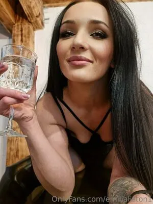 Emilialiston1 OnlyFans Leaked Free Thumbnail Picture - #Zx6yFeRs0g