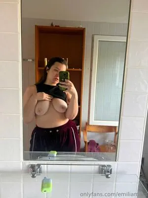 Emiliamars OnlyFans Leaked Free Thumbnail Picture - #NzCNysxdPP