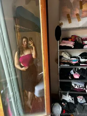 Emiliamars OnlyFans Leaked Free Thumbnail Picture - #dYHLdcIsxR