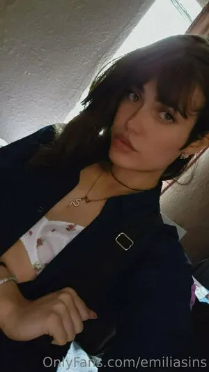 Emiliasins OnlyFans Leaked Free Thumbnail Picture - #2siJxK53Fn