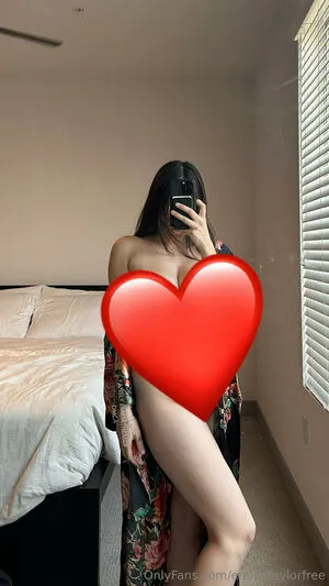 Emiliataylorfree OnlyFans Leaked Free Thumbnail Picture - #yikzsdlvCY