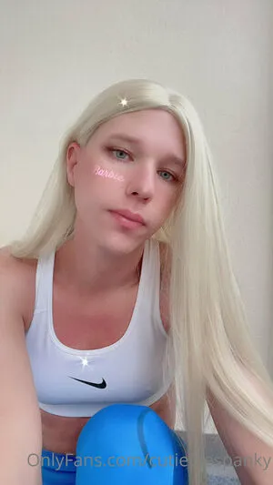 Emiliaxsweden OnlyFans Leaked Free Thumbnail Picture - #XbgZiEsaFh