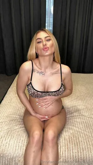 Emilie Teyral OnlyFans Leaked Free Thumbnail Picture - #8BYnk1ImVm