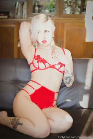 Emilieterror OnlyFans Leaked Free Thumbnail Picture - #zalaeZlMZy