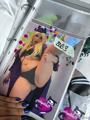 Emilipetite OnlyFans Leaked Free Thumbnail Picture - #rzSefgeoG0