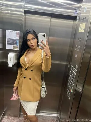 Emillivalentina OnlyFans Leaked Free Thumbnail Picture - #A6m13X7mEx