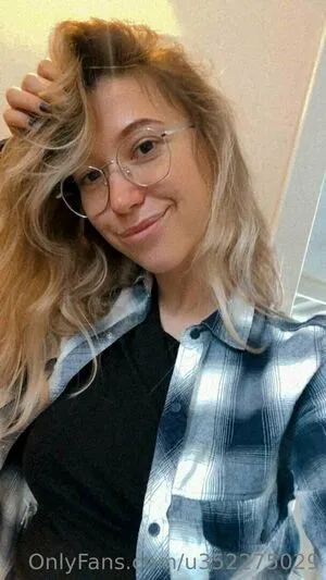 Emilly Xo OnlyFans Leaked Free Thumbnail Picture - #HI6SmqOzsK