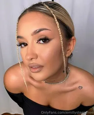 Emillysteelefree OnlyFans Leaked Free Thumbnail Picture - #SmhE3FmwNI