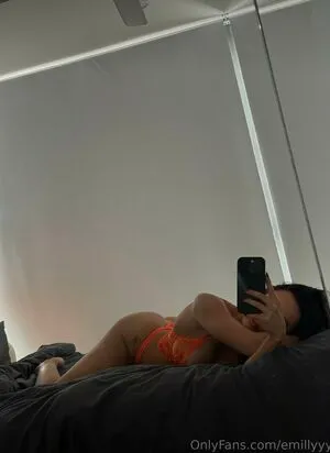 Emillyyyx OnlyFans Leaked Free Thumbnail Picture - #r4qWNWiHKM