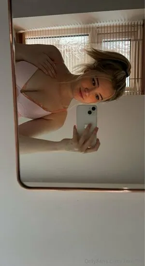 Emily OnlyFans Leaked Free Thumbnail Picture - #54FnyhbYZp