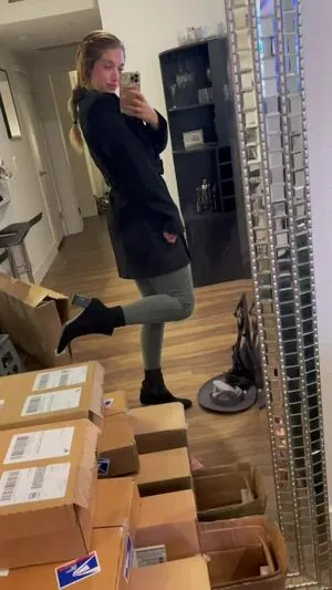 Emily OnlyFans Leaked Free Thumbnail Picture - #MsLdWg7UVC