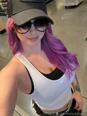 Emily Addison OnlyFans Leaked Free Thumbnail Picture - #YZZiafozDk