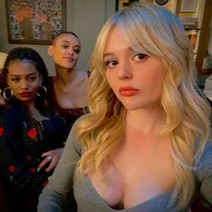 Emily Alyn Lind OnlyFans Leaked Free Thumbnail Picture - #9ajh5J6Z1P